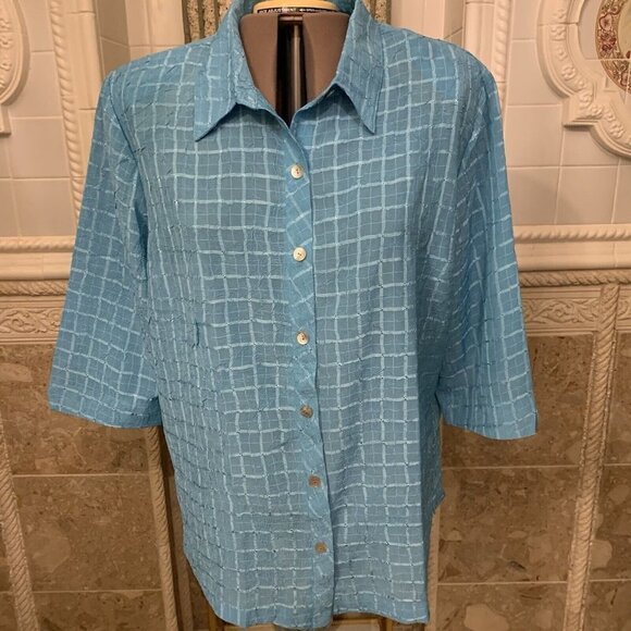 Blair. Size 3X. 3/4 Sleeve. Textured Flowy Shirt. Pearlized Buttons. B81. - Picture 1 of 5